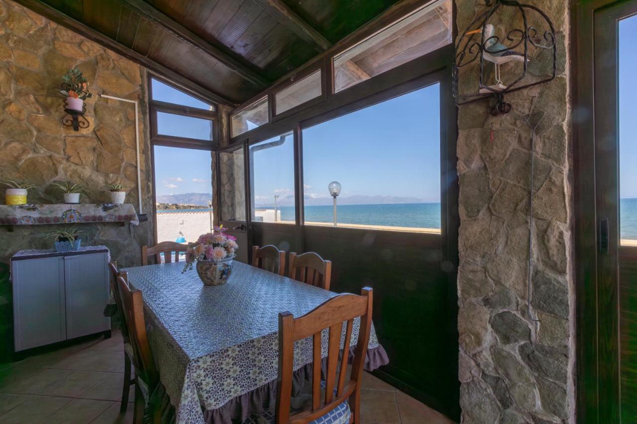 Willa Casa Vacanza Barbera - In Riva Al Mare Trappeto  Zewnętrze zdjęcie