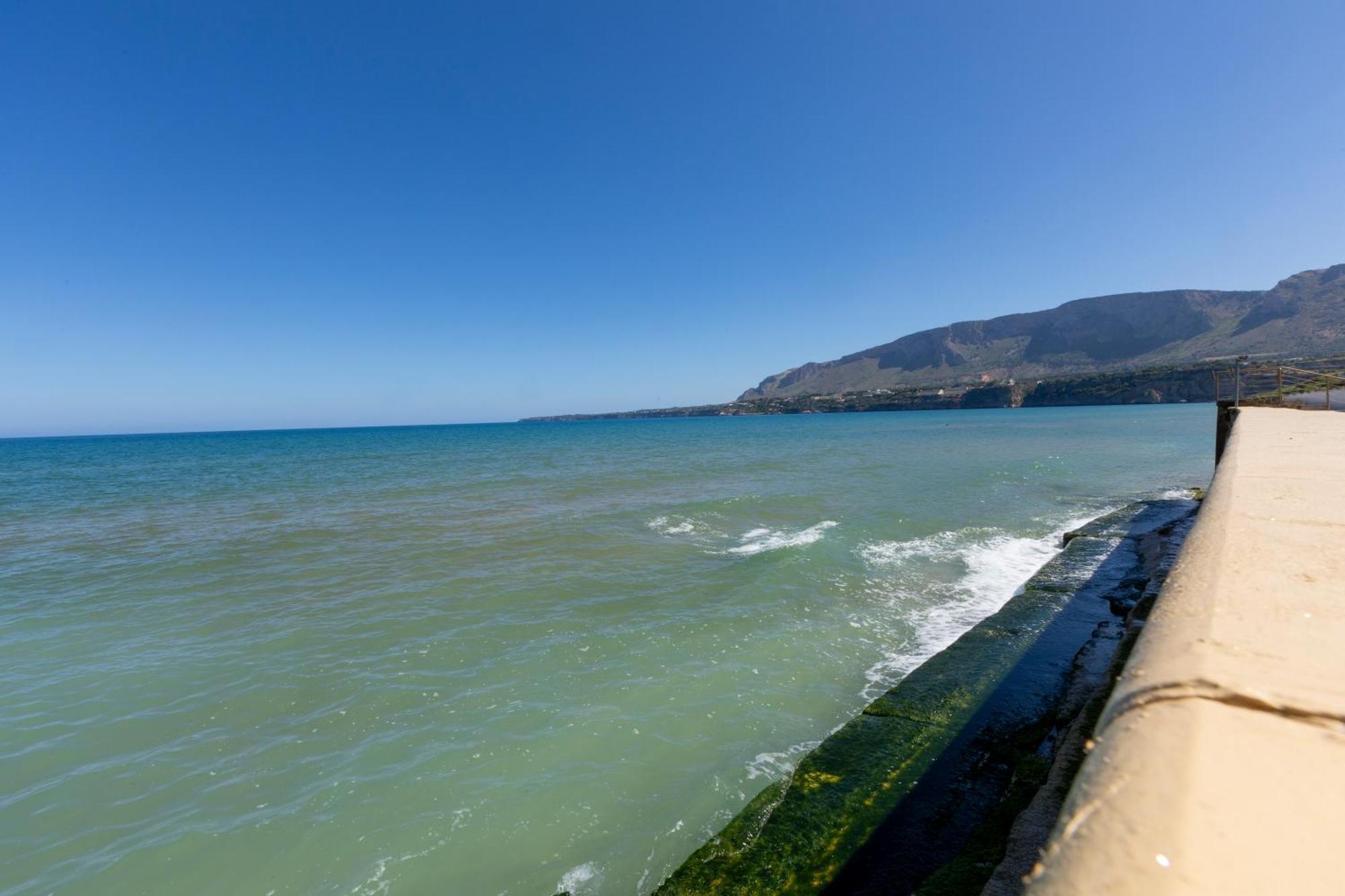 Willa Casa Vacanza Barbera - In Riva Al Mare Trappeto  Zewnętrze zdjęcie
