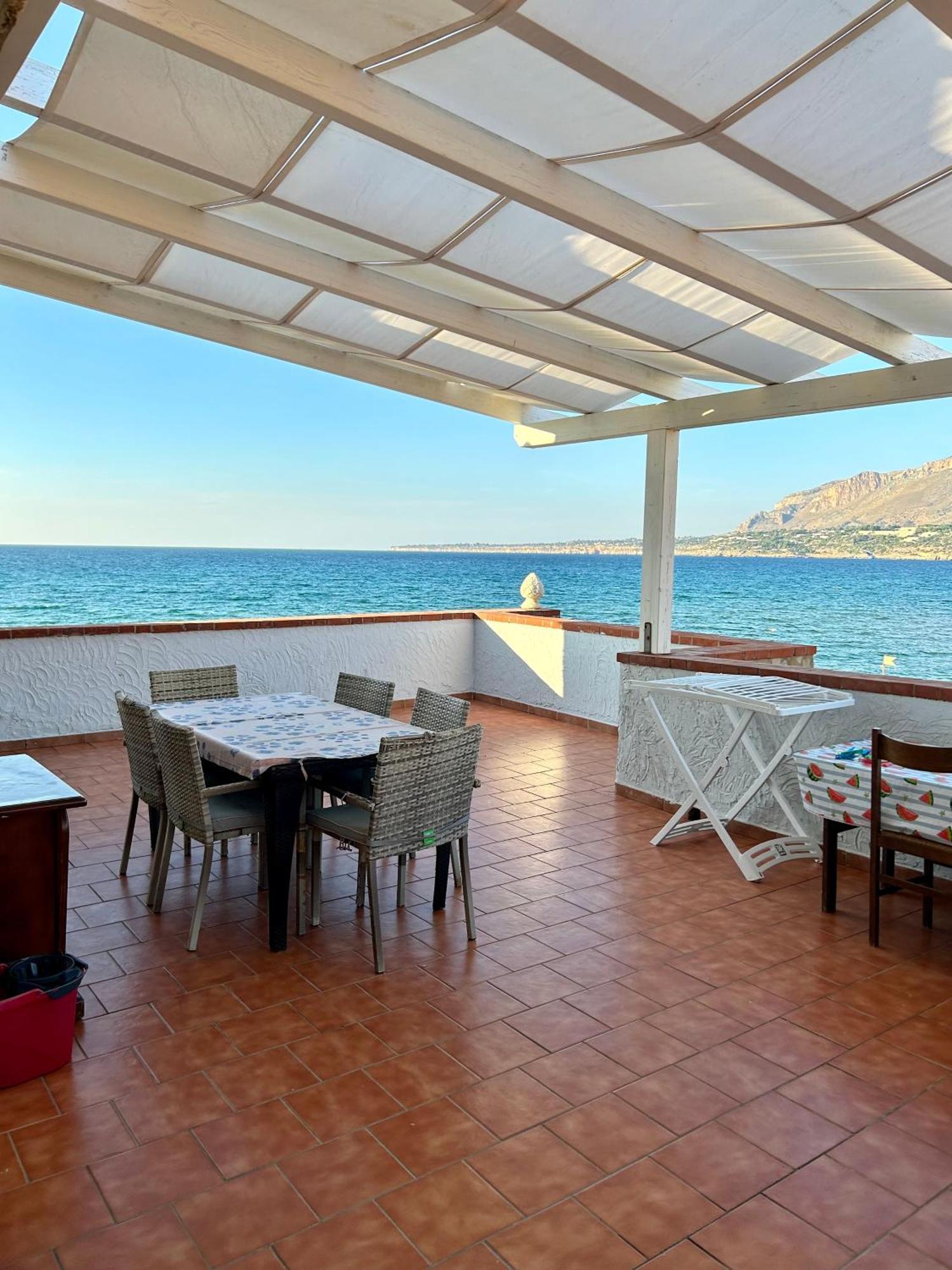 Willa Casa Vacanza Barbera - In Riva Al Mare Trappeto  Zewnętrze zdjęcie