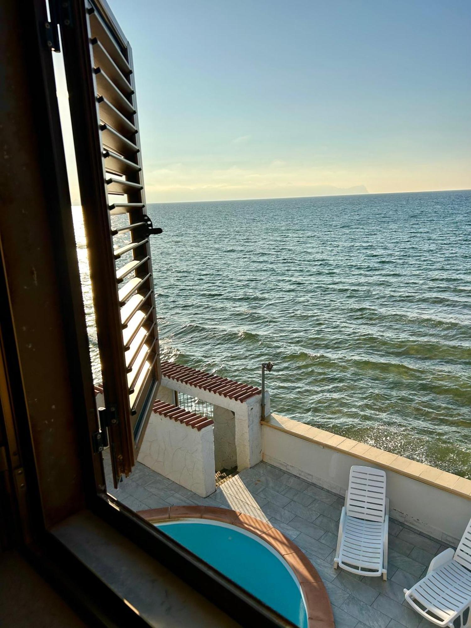 Willa Casa Vacanza Barbera - In Riva Al Mare Trappeto  Zewnętrze zdjęcie
